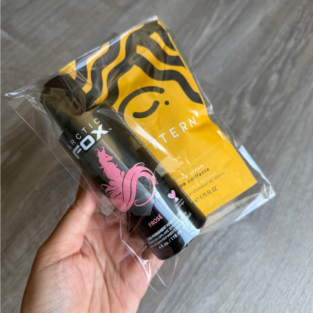 Arctic Fox Hair Dye and Pattern Styling Cream Set